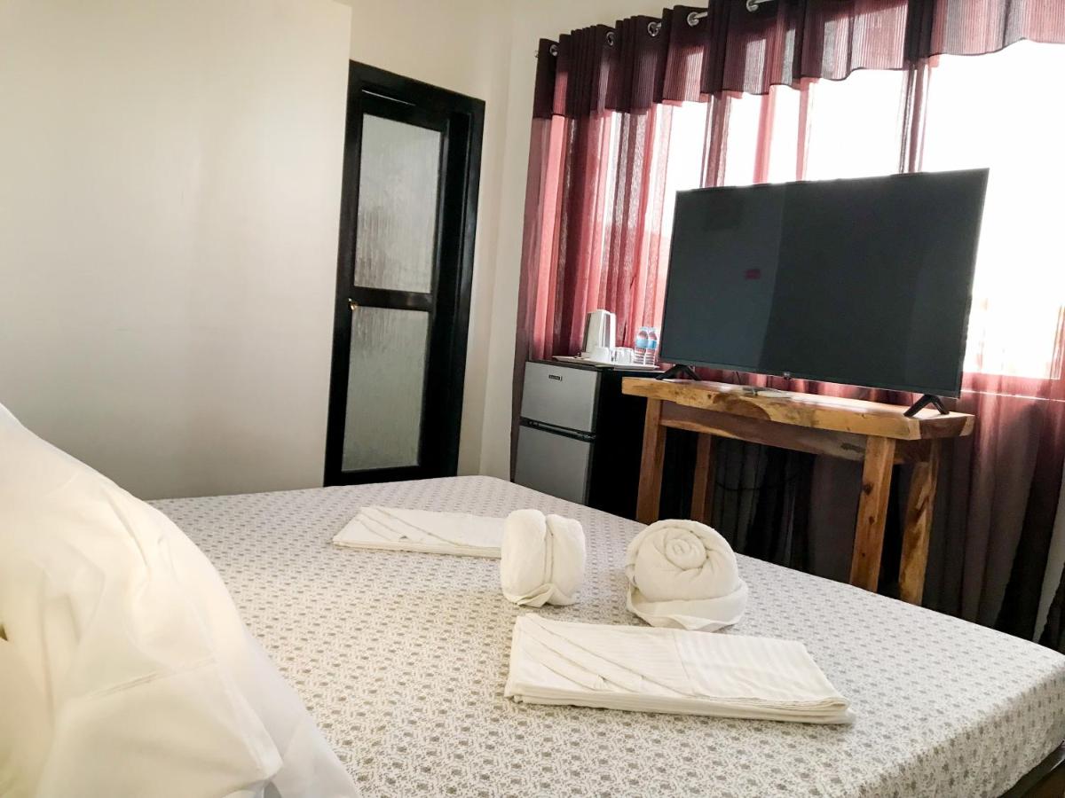 E.I. SUITES - Housity