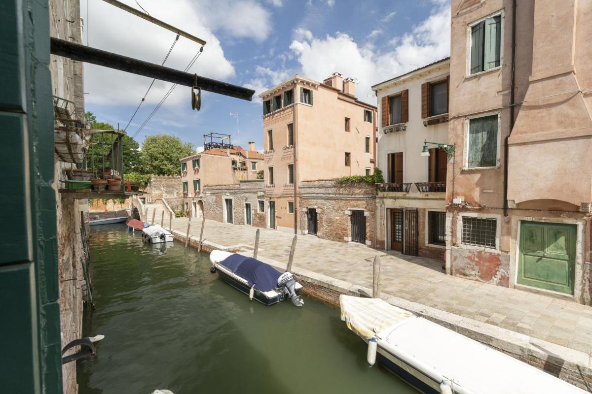 Ca' Fosca Home - Campo Santa Fosca by Wonderful Italy - Housity