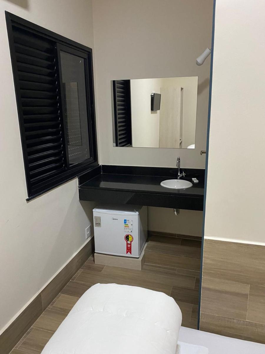 AVENIDA HOTEL DE RESENDE - Housity