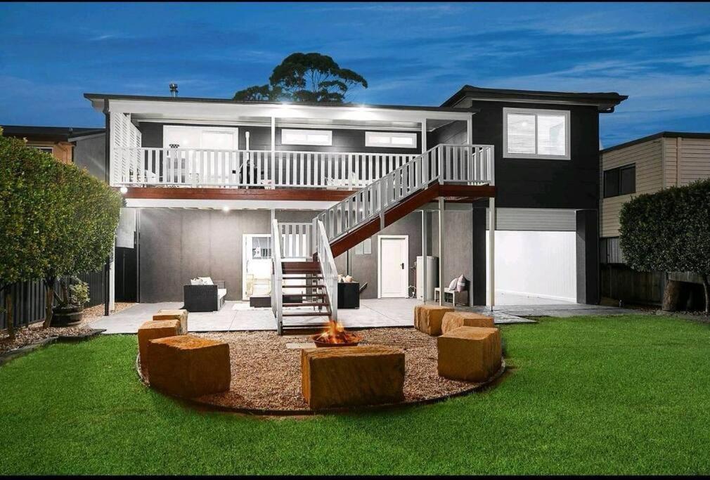 Lakeview House LILAC - Housity