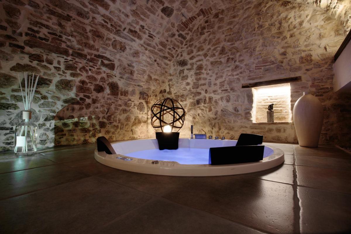 Suitetrails - Palazzo Cannavina Suite & Private SPA