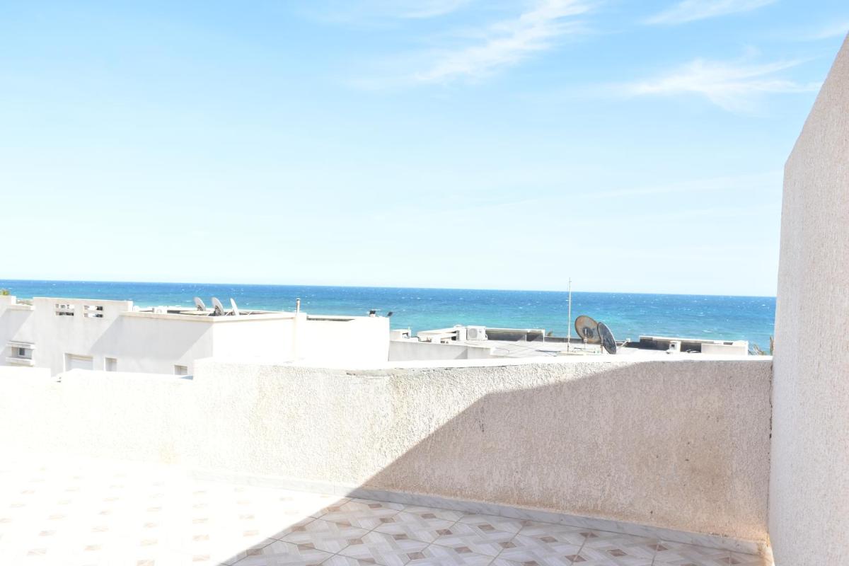 Une très Belle Villa au Bord de la mer ! - Housity