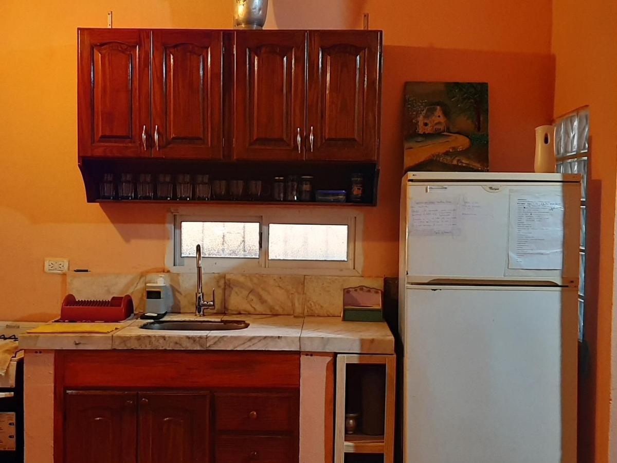 Suitetrails - Casa con piscina en Gobernador Roca