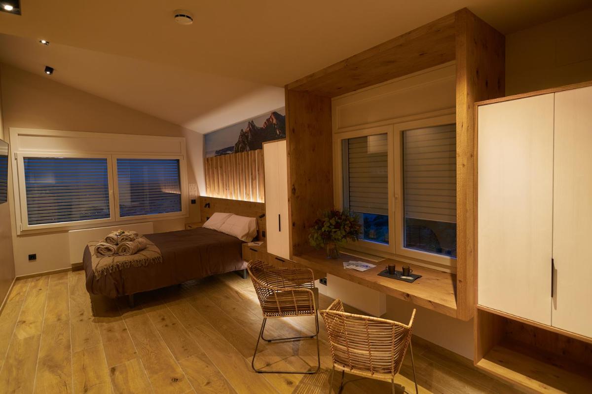 Suitetrails - HOTEL LA CABANA BERGA