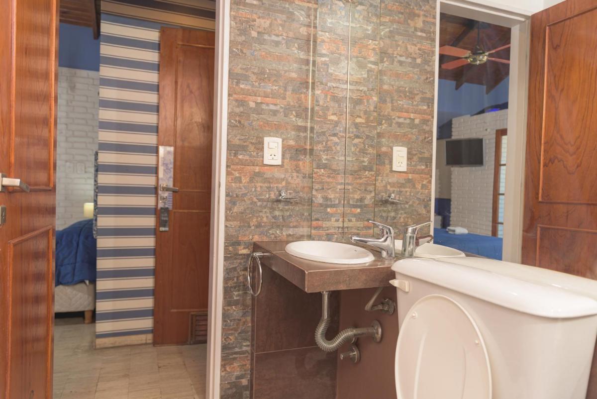 Hotel Nuevo Suizo - Housity