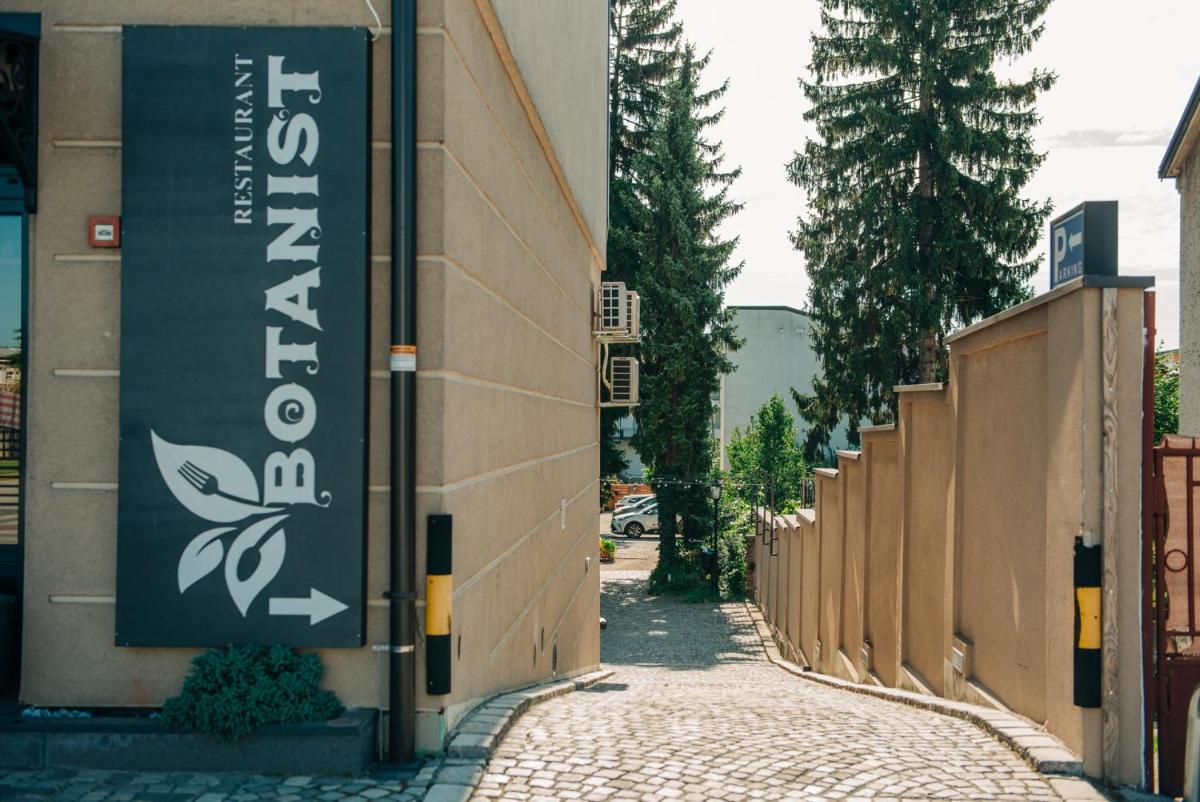 Sundial Boutique Hotel - Housity