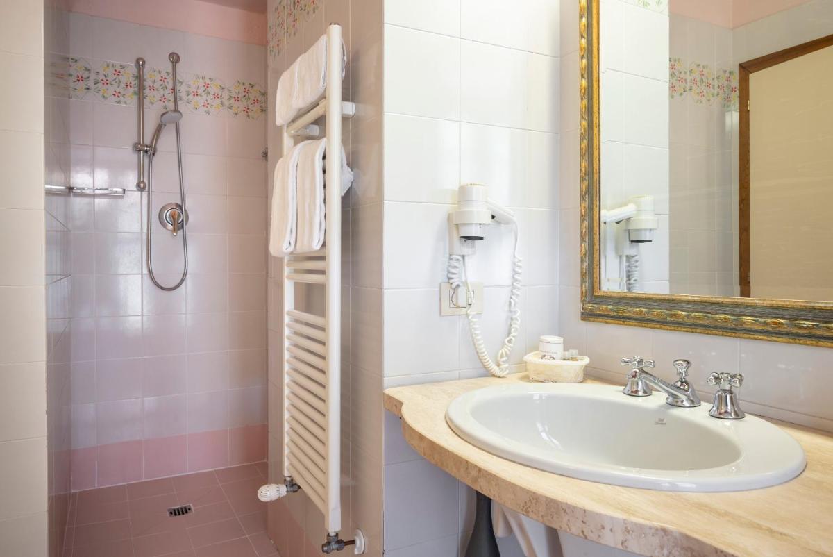 Villaggio Albergo San Lorenzo e Santa Caterina - Housity