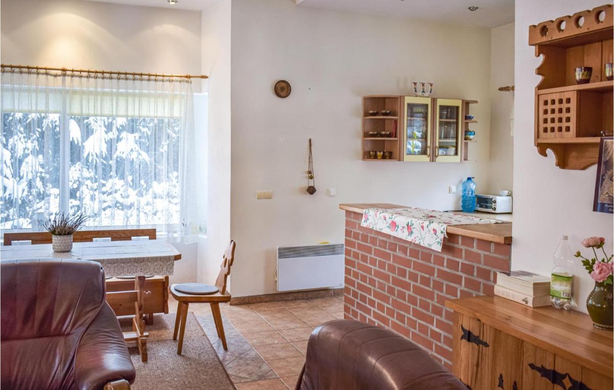 Pet Friendly Home In Sokole Kuznica With Kitchen - Housity