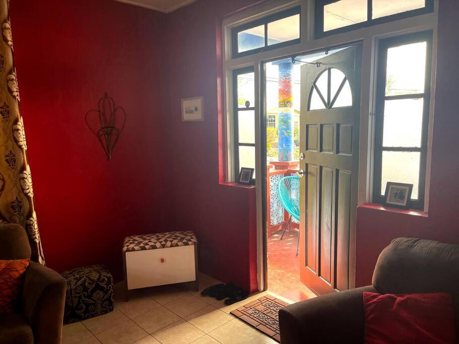 Coville - 3 BDR home in Oistins near Miami Beach - Housity