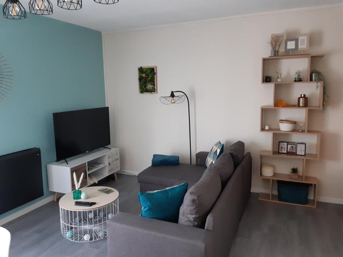 Scandy Appart - T2 cosy tout confort, balcon parking, vue - Housity