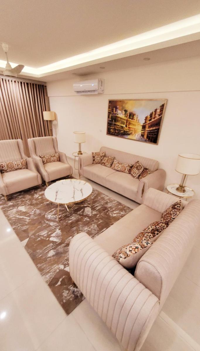 ALM Luxe serviced apartments - Housity
