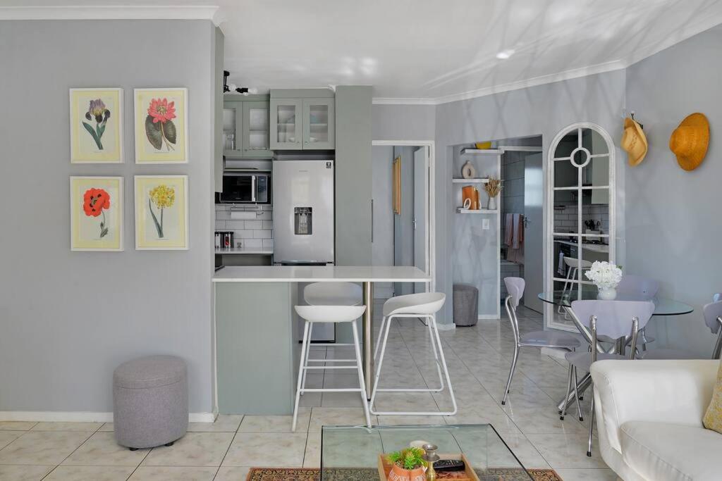 Mawethu 3bed modern styled cottage+parking - Housity