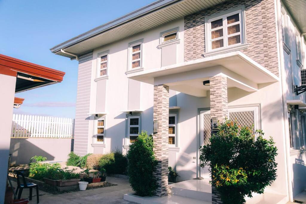 Julia Robert’s Private Villa - Housity