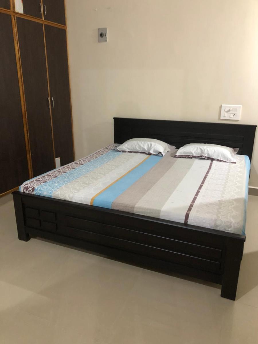 Mountain view lake front Home ( Non AC 2 bhk ) - Housity