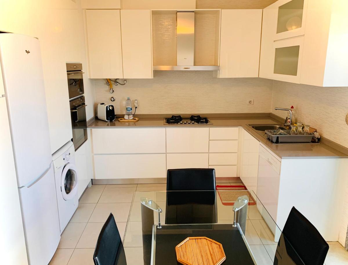 Apartamento ALTAMIRA T2 SERRA SHOPPING - Housity
