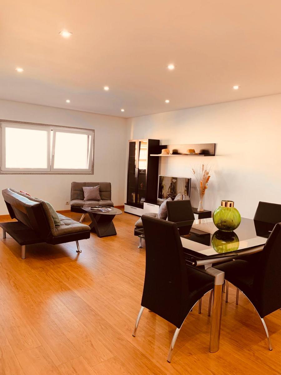 Apartamento ALTAMIRA T2 SERRA SHOPPING - Housity