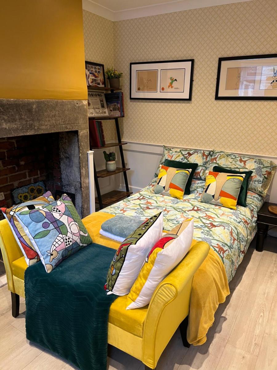 Stunning 2 bed in the heart of hebden bridge - Housity