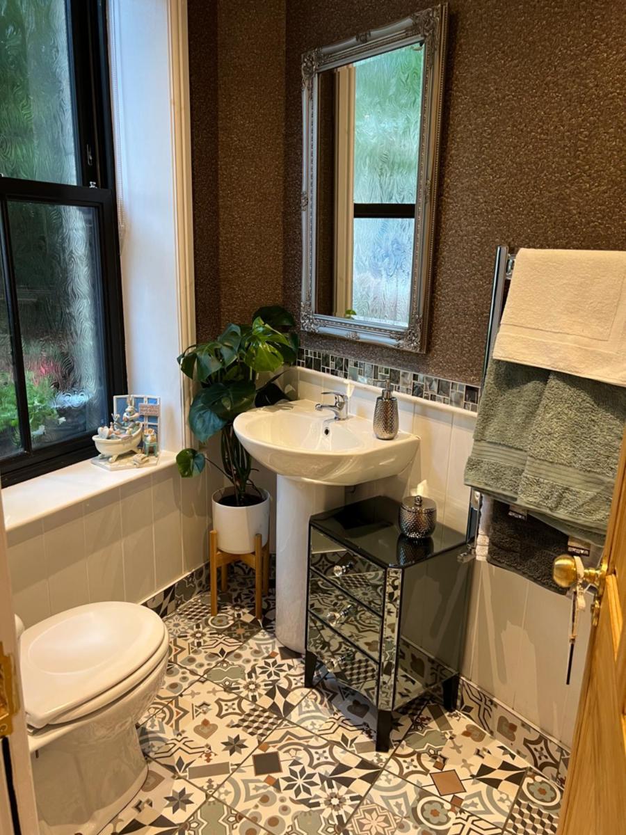 Stunning 2 bed in the heart of hebden bridge - Housity