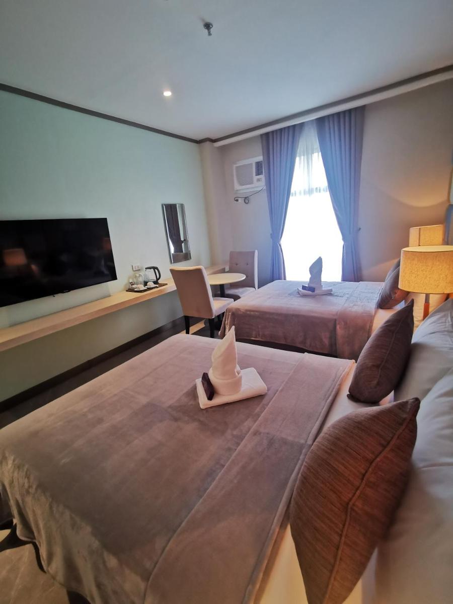 Yes Hotel Pandi Bulacan - Housity