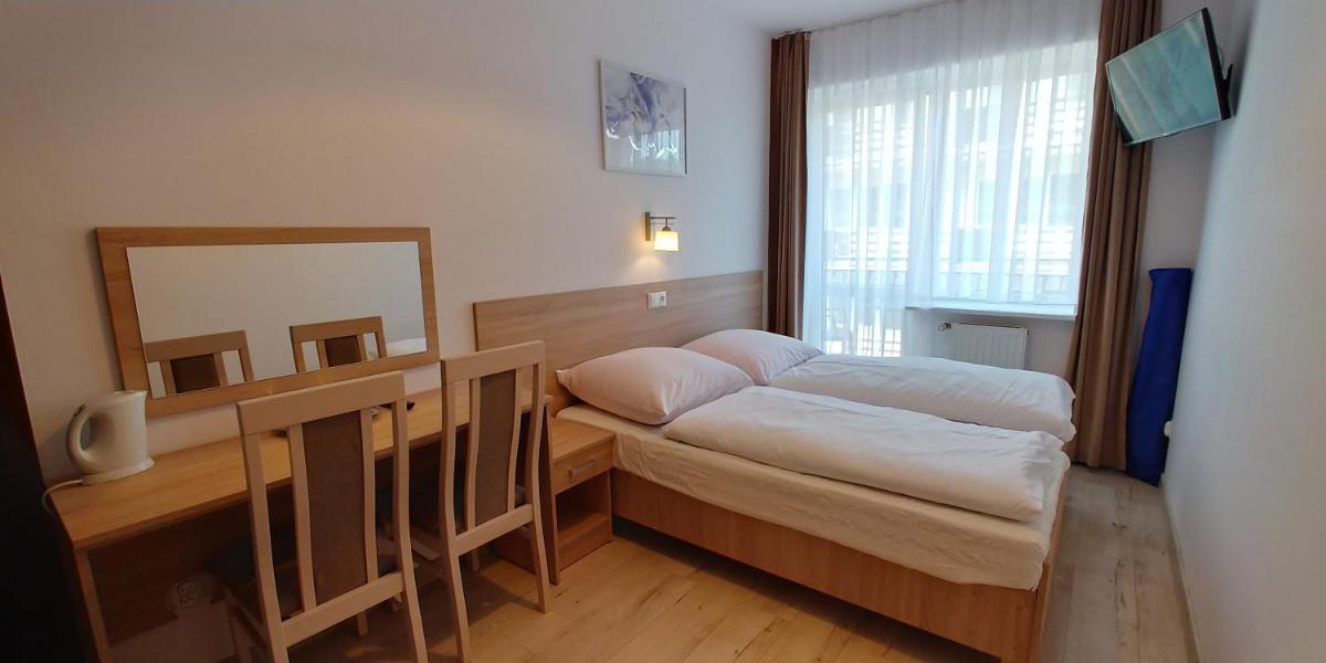 RIWIERA Dźwirzyno - Housity
