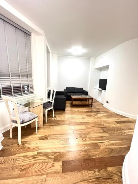 Seymour Street - Housity