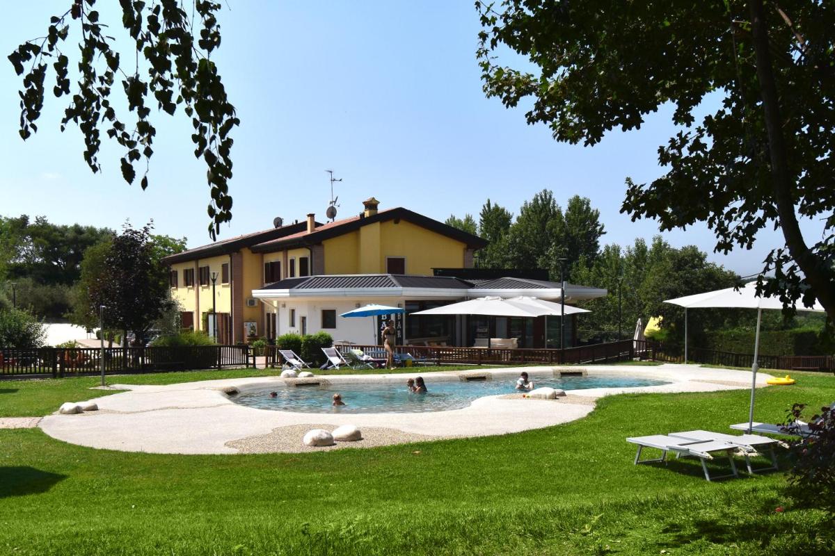 Agriturismo B&B Corte Tonolli - Housity