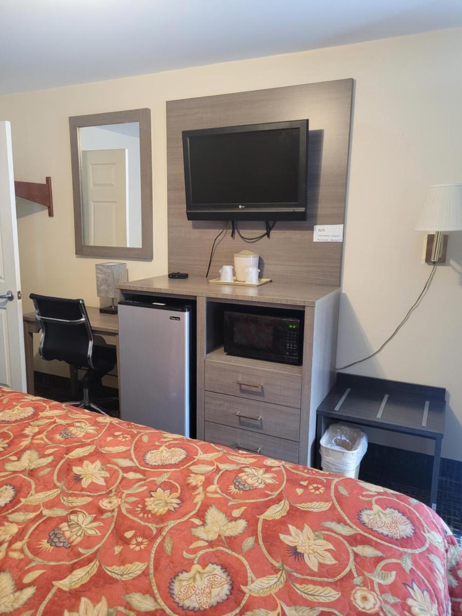 Seneca Clipper Inn - Housity