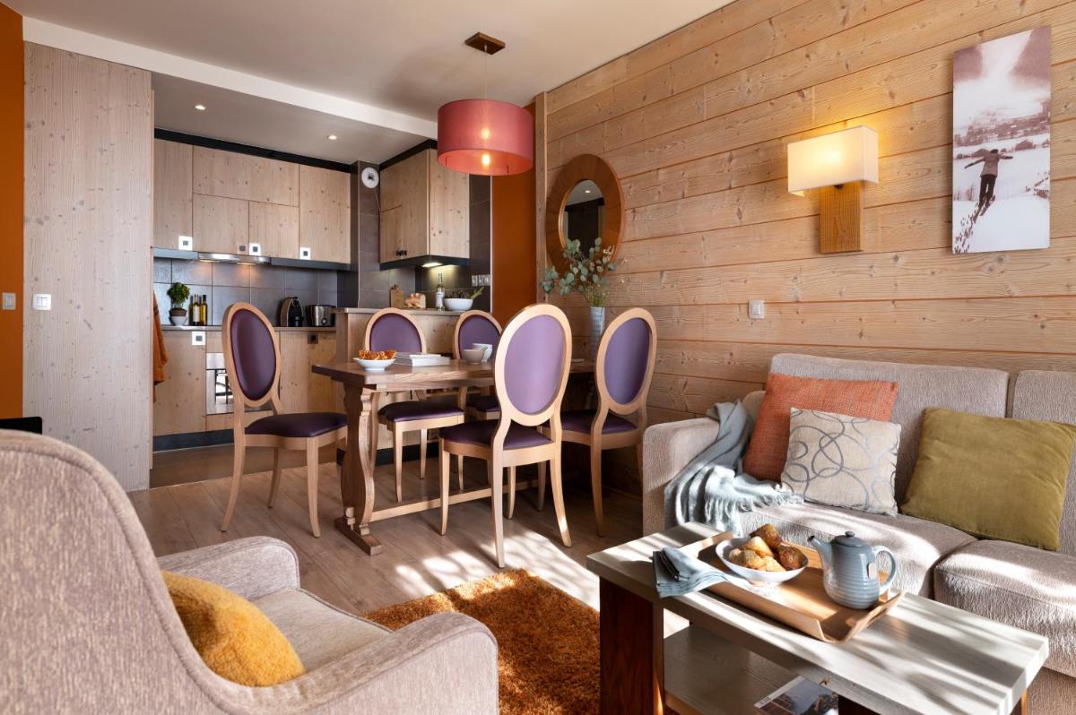Coin salon dans l'établissement Résidence Pierre & Vacances Premium L'Amara