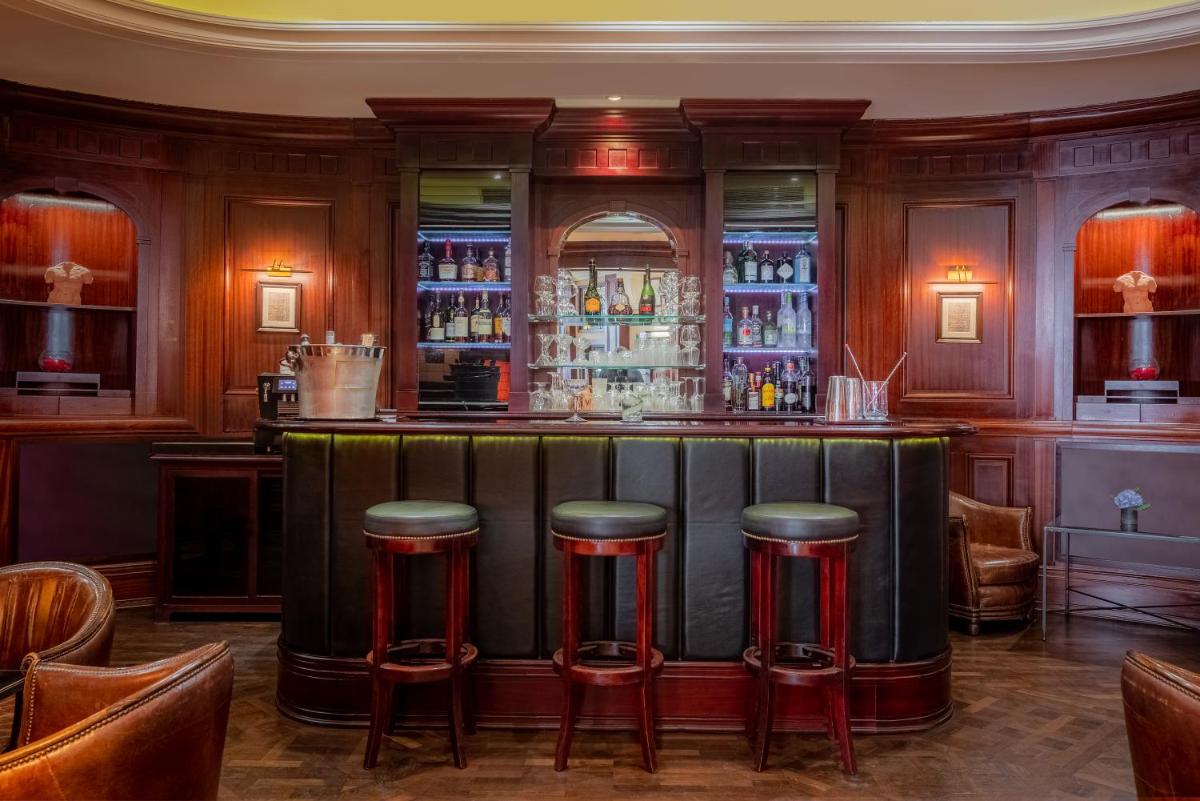 Salon ou bar de l'établissement Hôtel Pont Royal Paris
