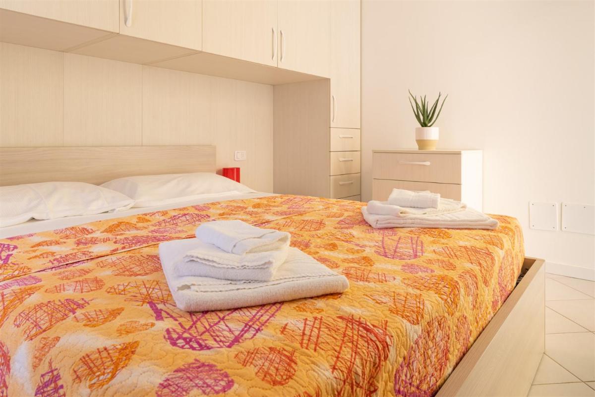 IseoLakeRental - Blondie House - Housity