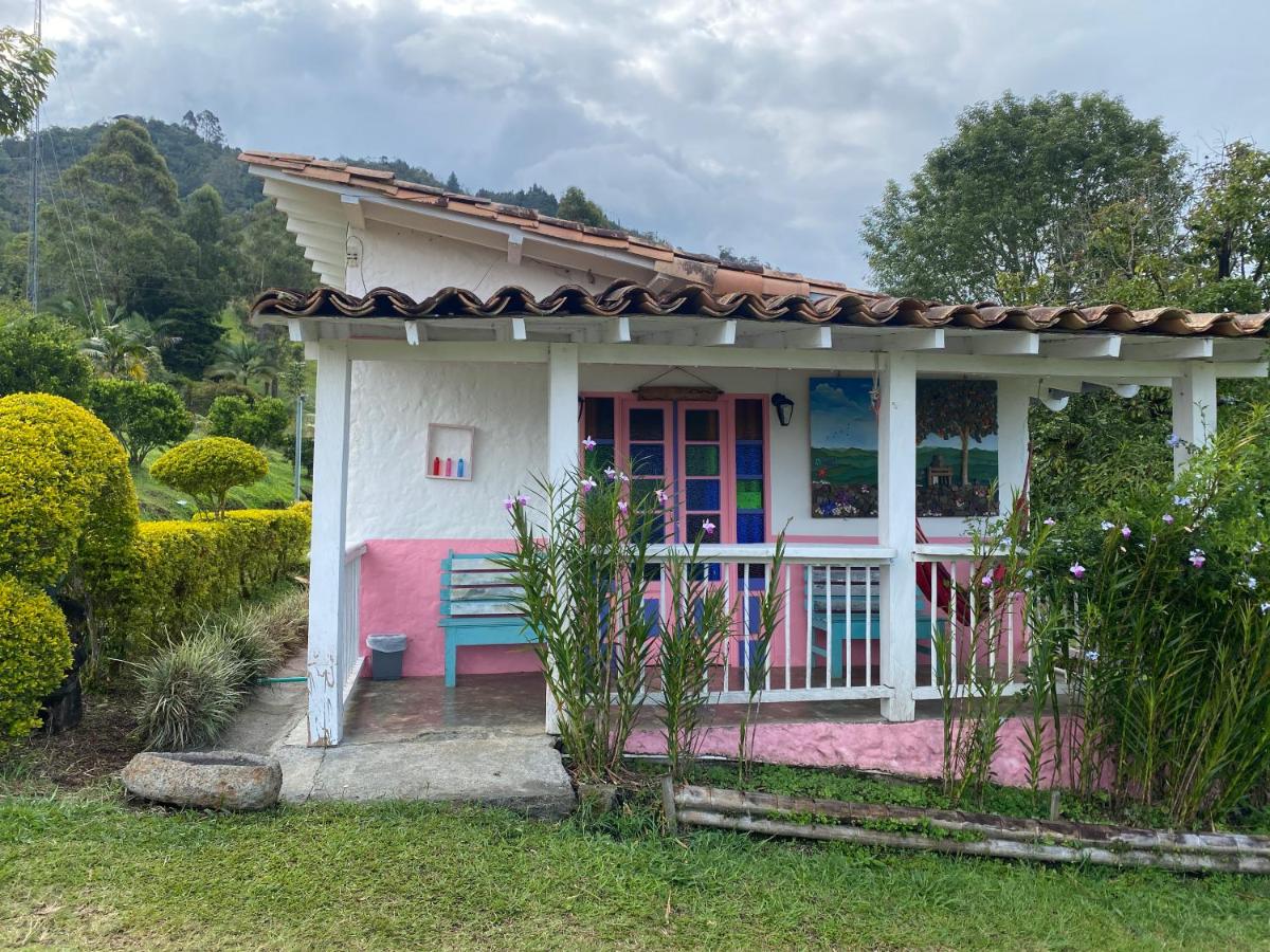 Cabañas y Flores - Housity