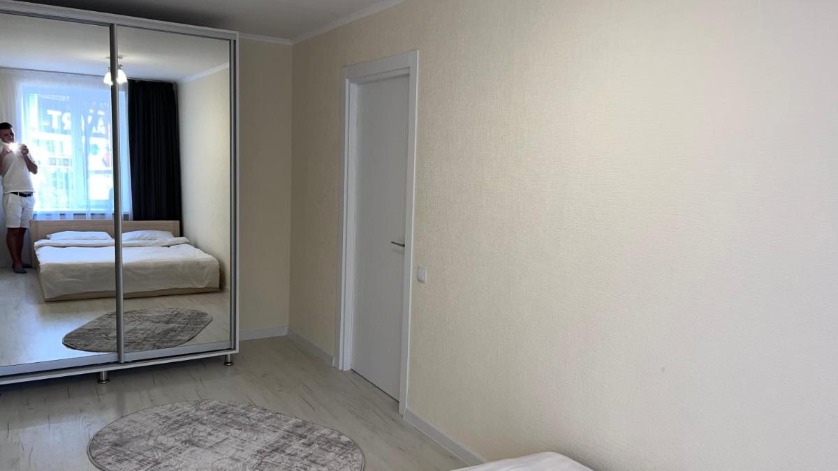 Apartament curat in centru Str. Gagarina 1 - Housity