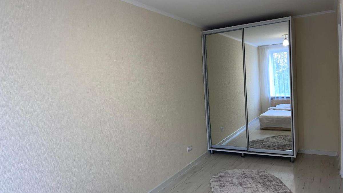 Apartament curat in centru Str. Gagarina 1 - Housity