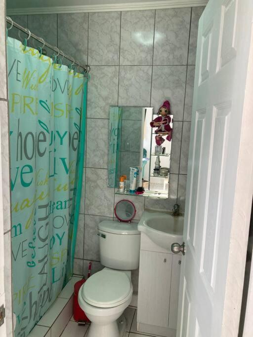 Habitación 1 o 2 personas con baño privado en apartamento COMPARTIDO - Housity