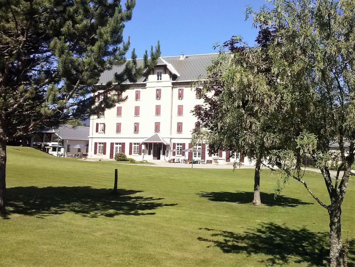 Jardin de l'établissement Best Western Grand Hotel de Paris & Spa