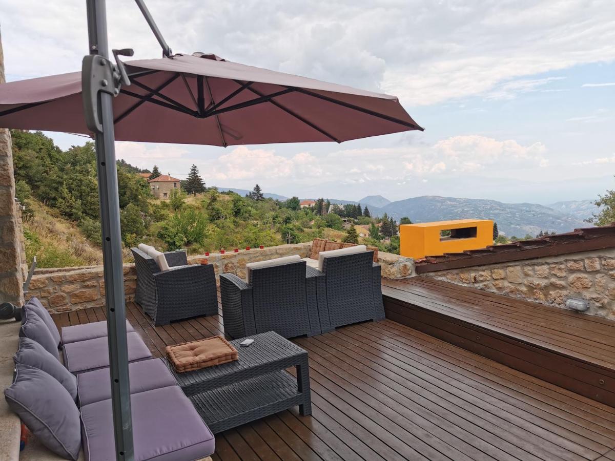Mountain stone villa, sea & mountain view at 1150m - Housity