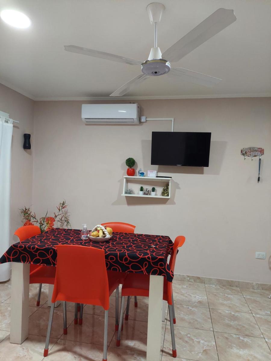 Dpto Luiggi 2 personas c /aire - Housity