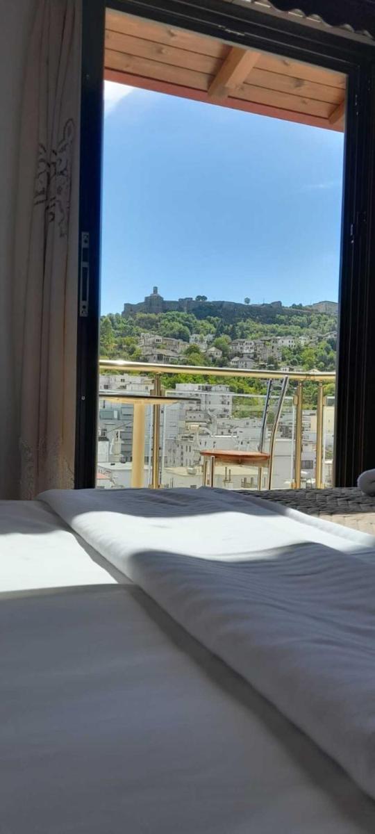 Hotel The First - Housity