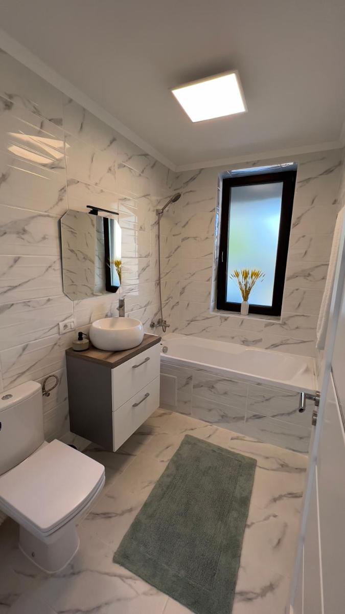 Nathallie Modern Apartments - Housity