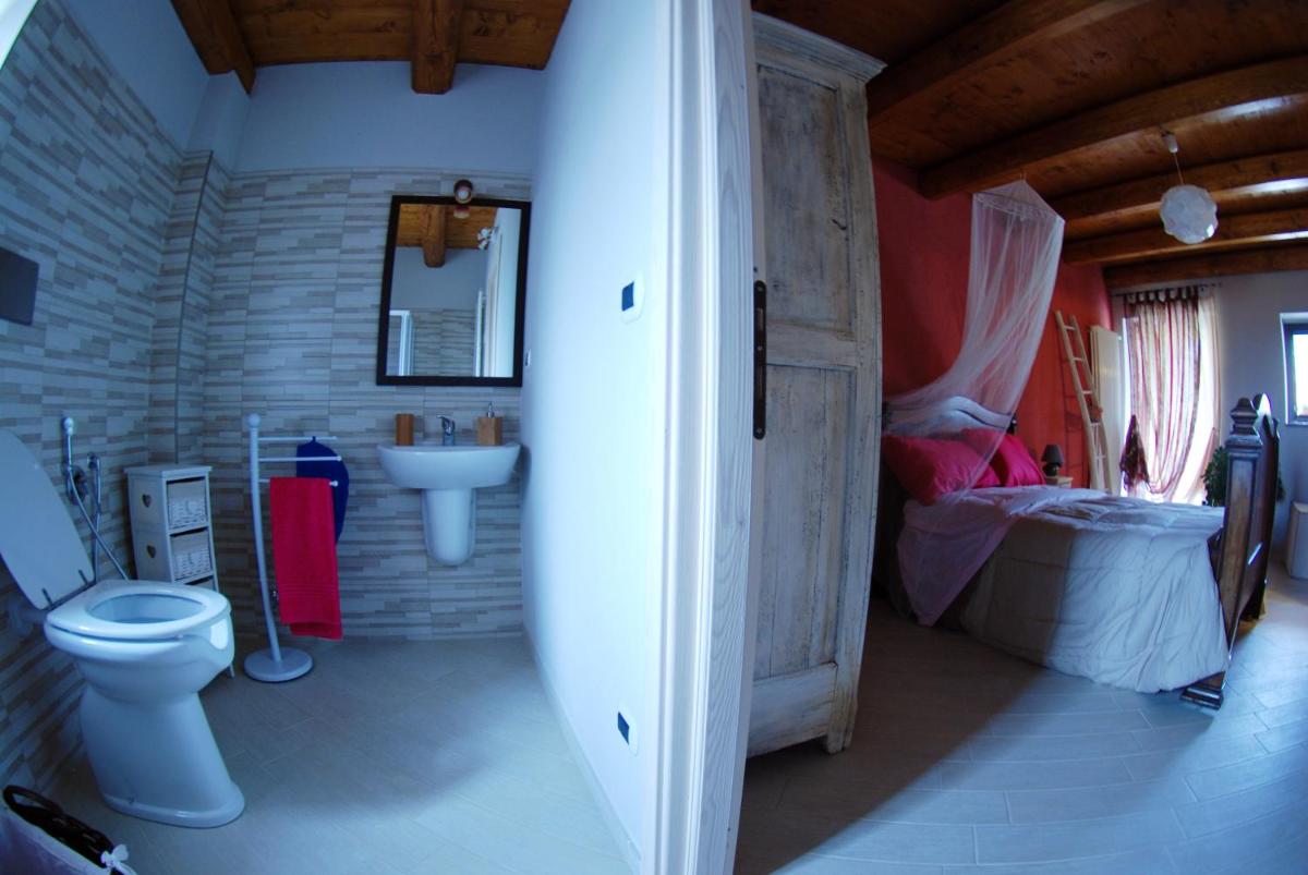 Bed and Breakfast Ca D'Pandin - Housity