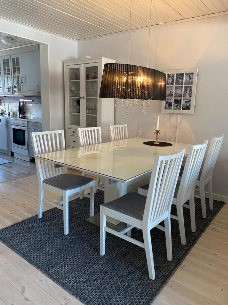 Executive Townhouse in Boden City Center, 9min drive to H2GS - Housity