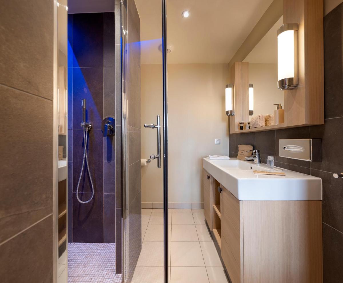 Salle de bains dans l'établissement Résidence Pierre & Vacances Premium L'Amara
