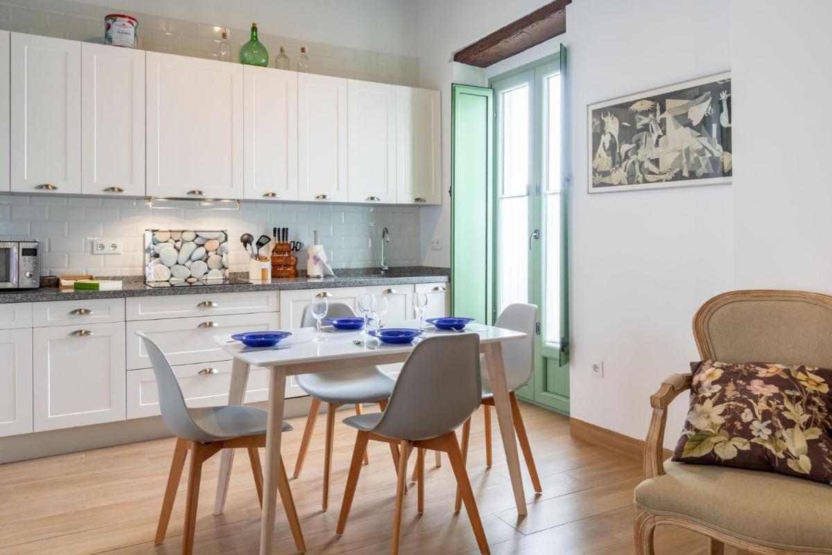 Charming apartment at La Alameda Seville City Center by Oui Sevilla - Housity
