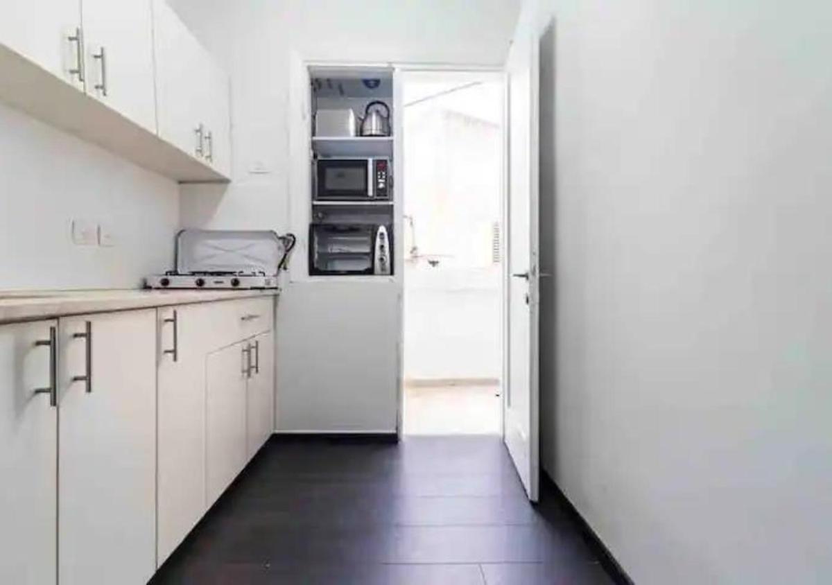 NEW! 2 BD Premium Beach house W/large balcony - Housity