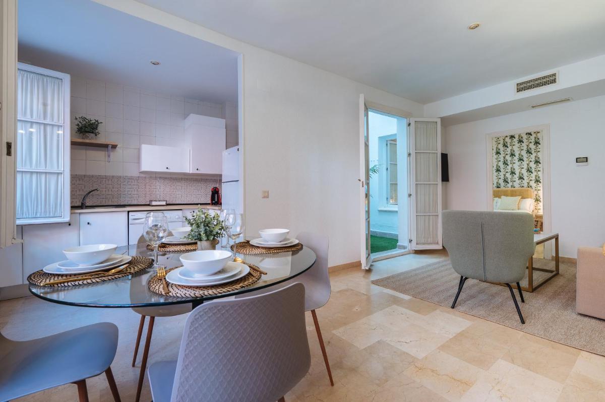 Lirio Suite Apartment - Private Parking included - Housity