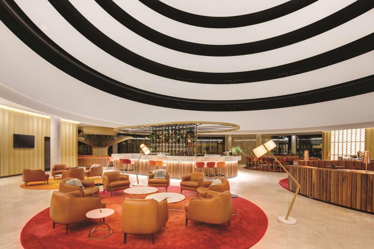 Suitetrails - Vibe Hotel Canberra