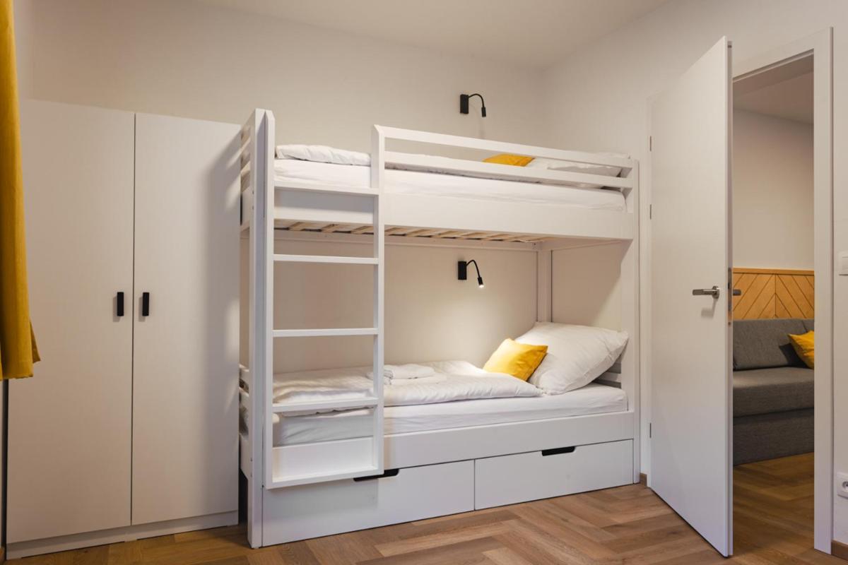 Hotel Edvard - Housity