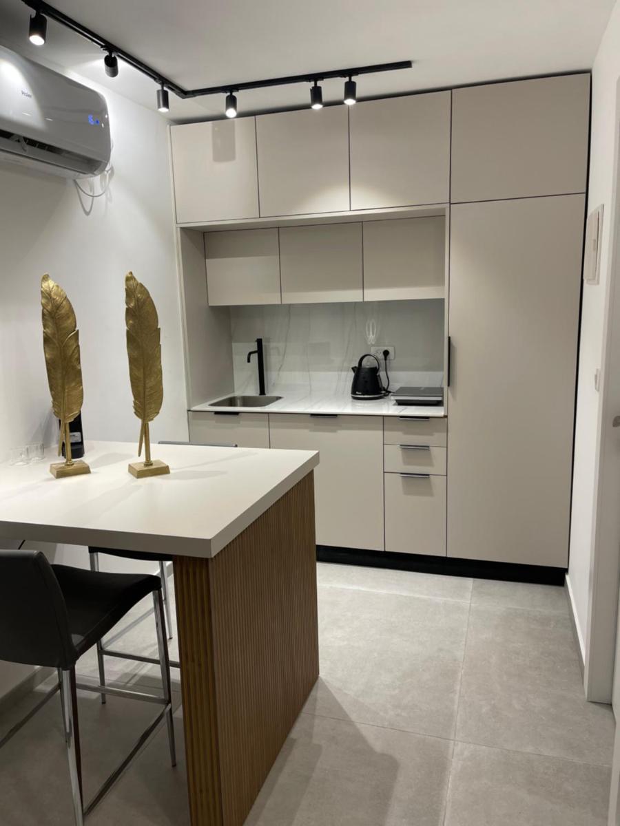 rooms 48 - Housity