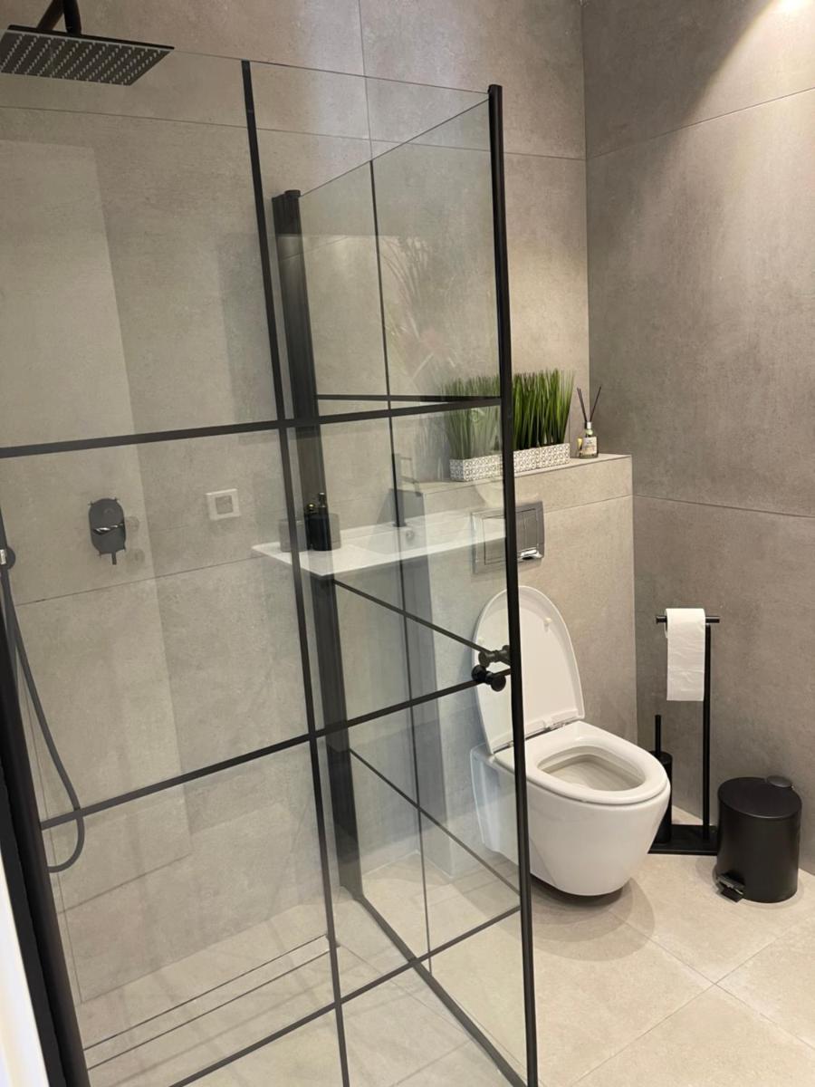rooms 48 - Housity