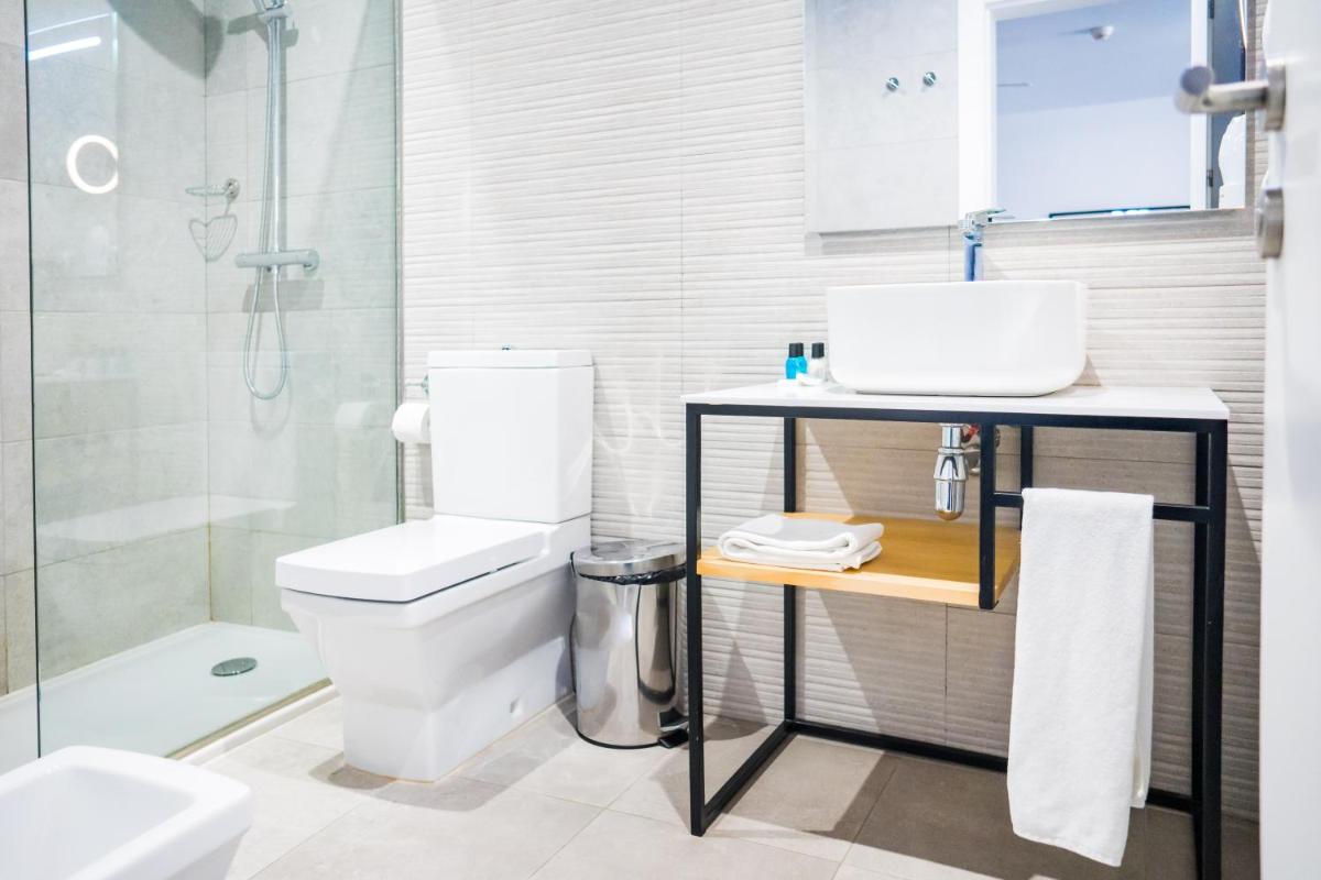 Un baño de Moon Hotel & SPA.
